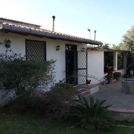 Tatil Evi Villetta Rosa Iv Strada Fegotto
